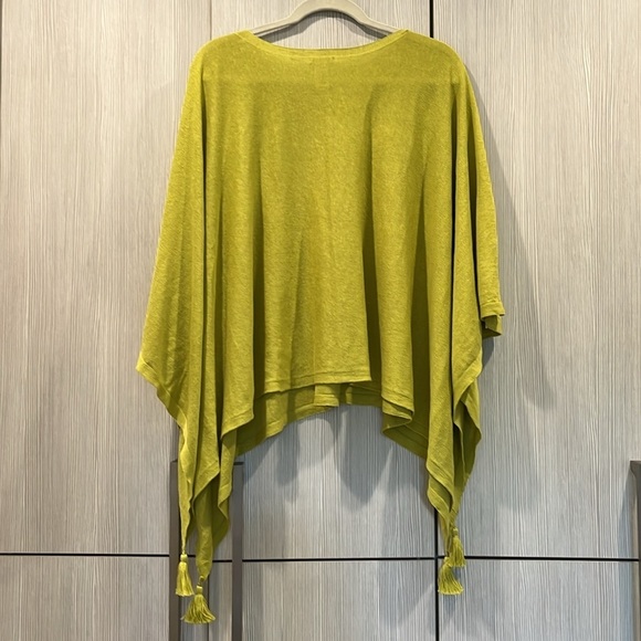 J. Jill | Linen Blend Tasseled Poncho Sweater‎ | Citron Chartreuse | One Size - Picture 4 of 12